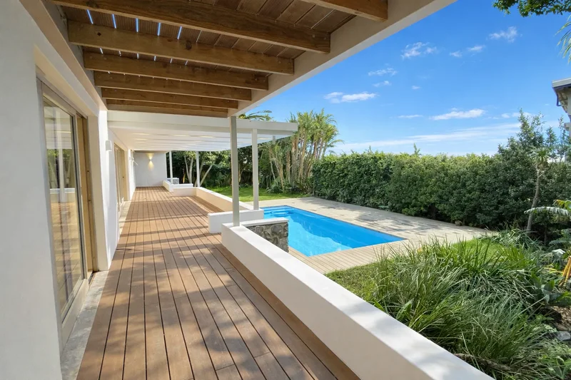 5 Bedrooms House for Sale in Camps Bay
