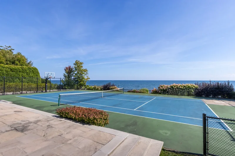 1092 Argyle Dr, Oakville, ON L6J 1A7, Canada, Oakville, Ontario, Canada. - Photo 9