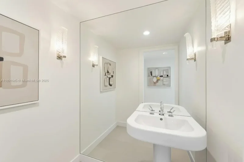 400 Alton Rd 1101, Miami Beach, Florida, United States. - Photo 6