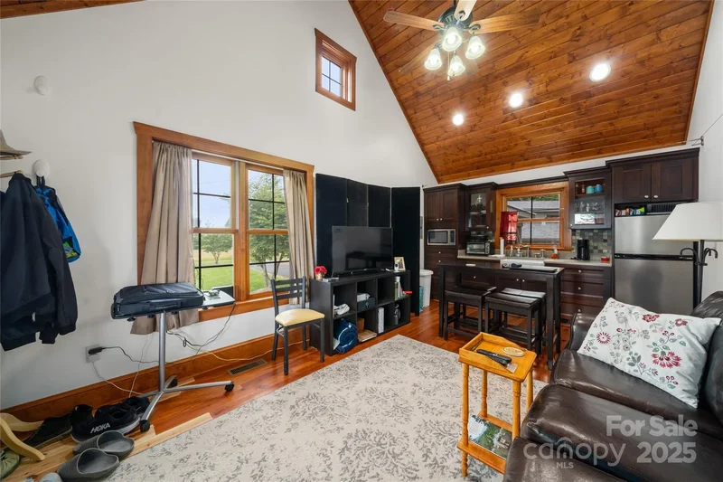 4862 Pinnacle Mountain Road, Zirconia, North Carolina, United States. - Photo 29