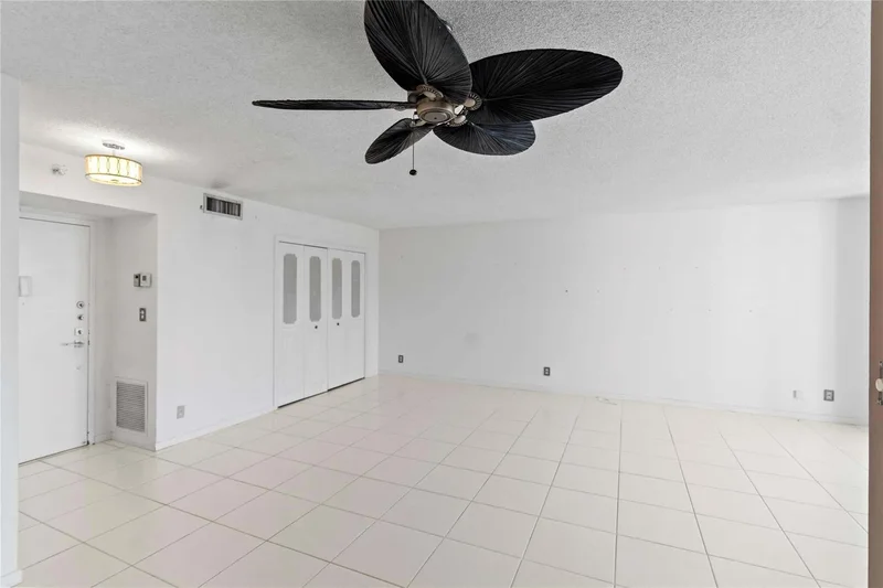 5200 N Ocean Blvd #1207B, Lauderdale By The Sea, FL 33308, Fort Lauderdale, Florida, United States. - Photo 3