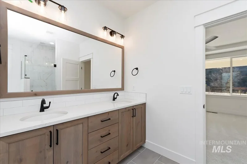 8183 W Show Horse Ct, Meridian, ID 83646, Meridian, Idaho, United States. - Photo 7