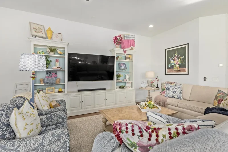 1936 W UNION PARK DRIVE, Phoenix, Arizona, United States. - Photo 18