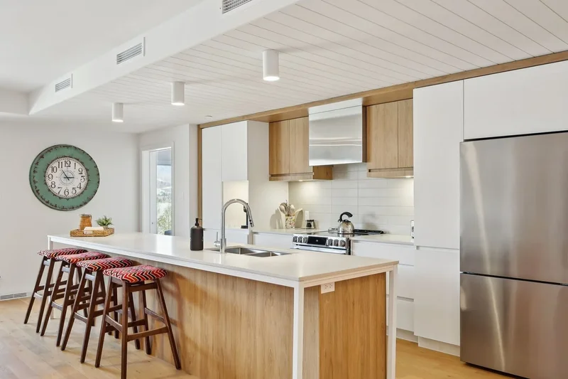 123 Rue Cuttle, Apt. 207, Mont-Tremblant, QC J8E1B9, Mont-Tremblant, Quebec, Canada. - Photo 26