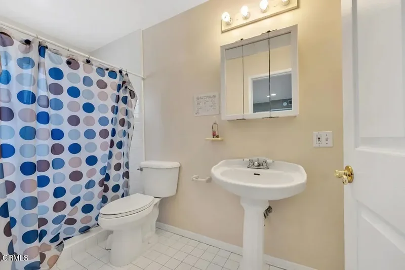15743 Covello Street, Los Angeles, California, United States. - Photo 11