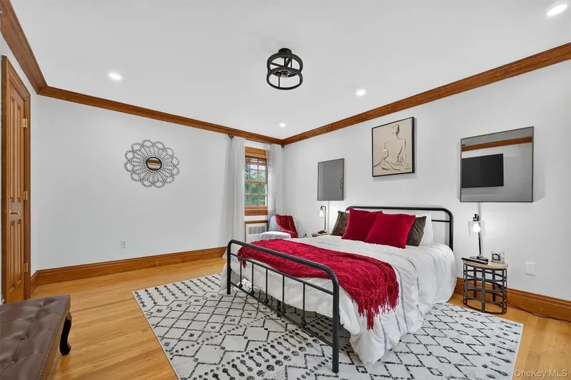 10 Greenwich Avenue, Central Valley, NY, 10917, USA, Woodbury, New York, United States. - Photo 30