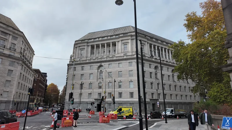 9 Millbank, London, England, United Kingdom. - Photo 17