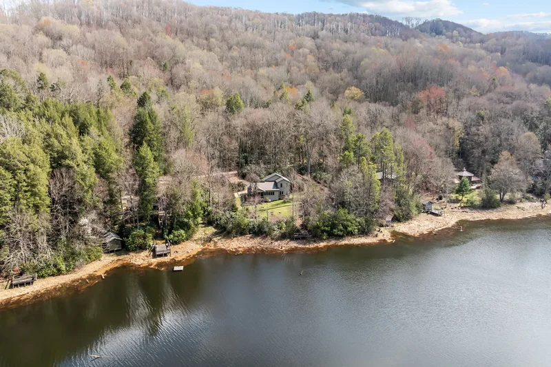 342 Ripshin Lake Road, Roan Mountain, TN 37687, Roan Mountain, Tennessee, United States. - Photo 31