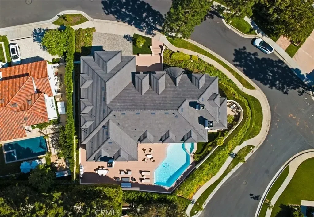 15 Cypress Point Lane, Newport Beach, California, United States. - Photo 27