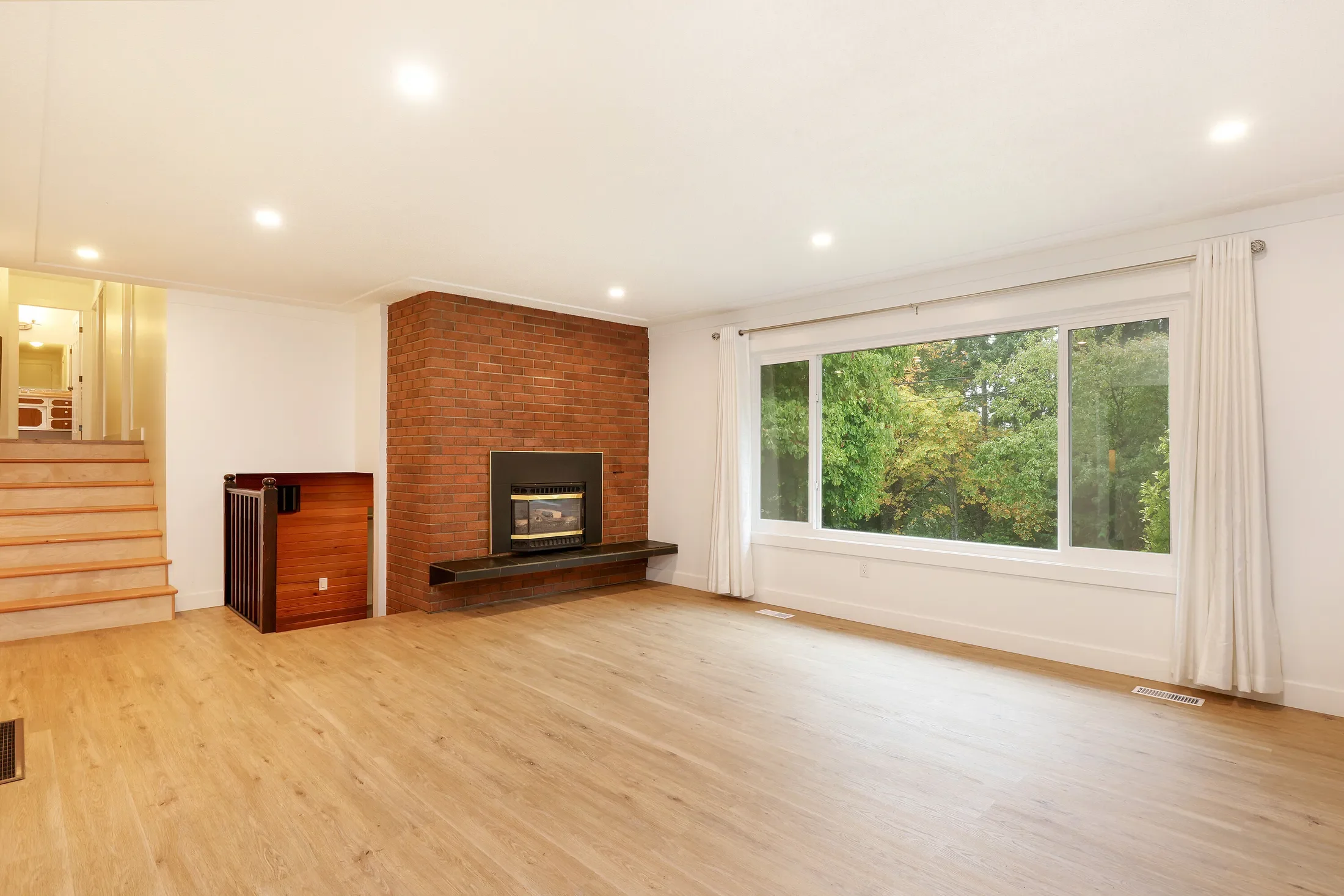 Gallery photo 11