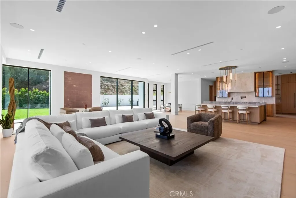 5340 WHITMAN Road, Hidden Hills, California, United States. - Photo 11