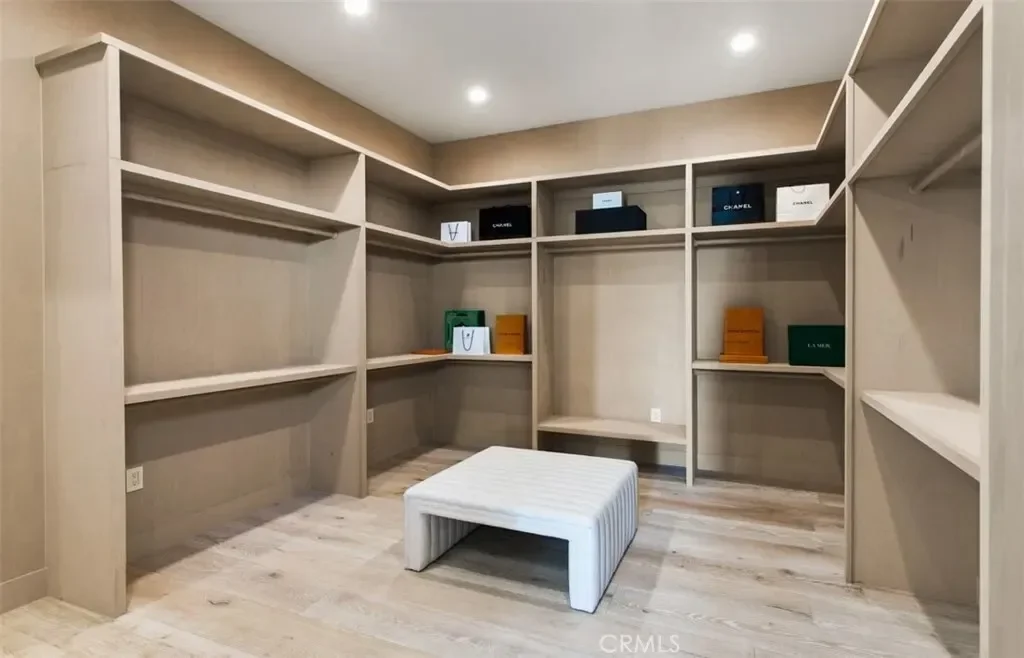 1210 Kings Rd, Newport Beach, California, United States. - Photo 37