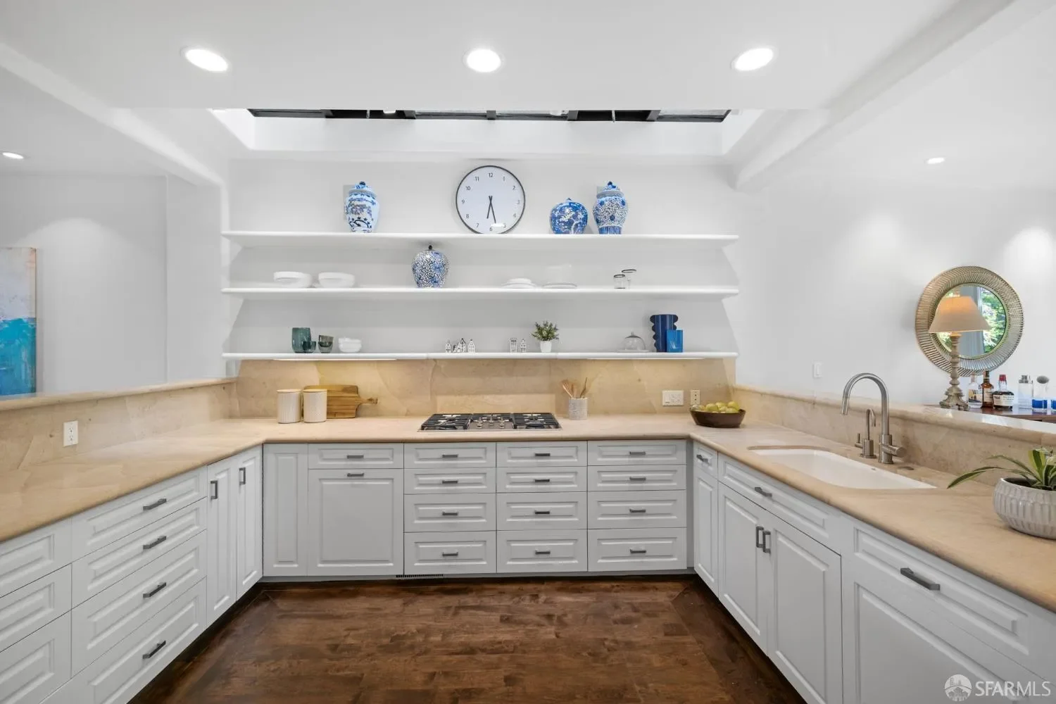 2341 Leavenworth Street, San Francisco, California, United States. - Photo 12