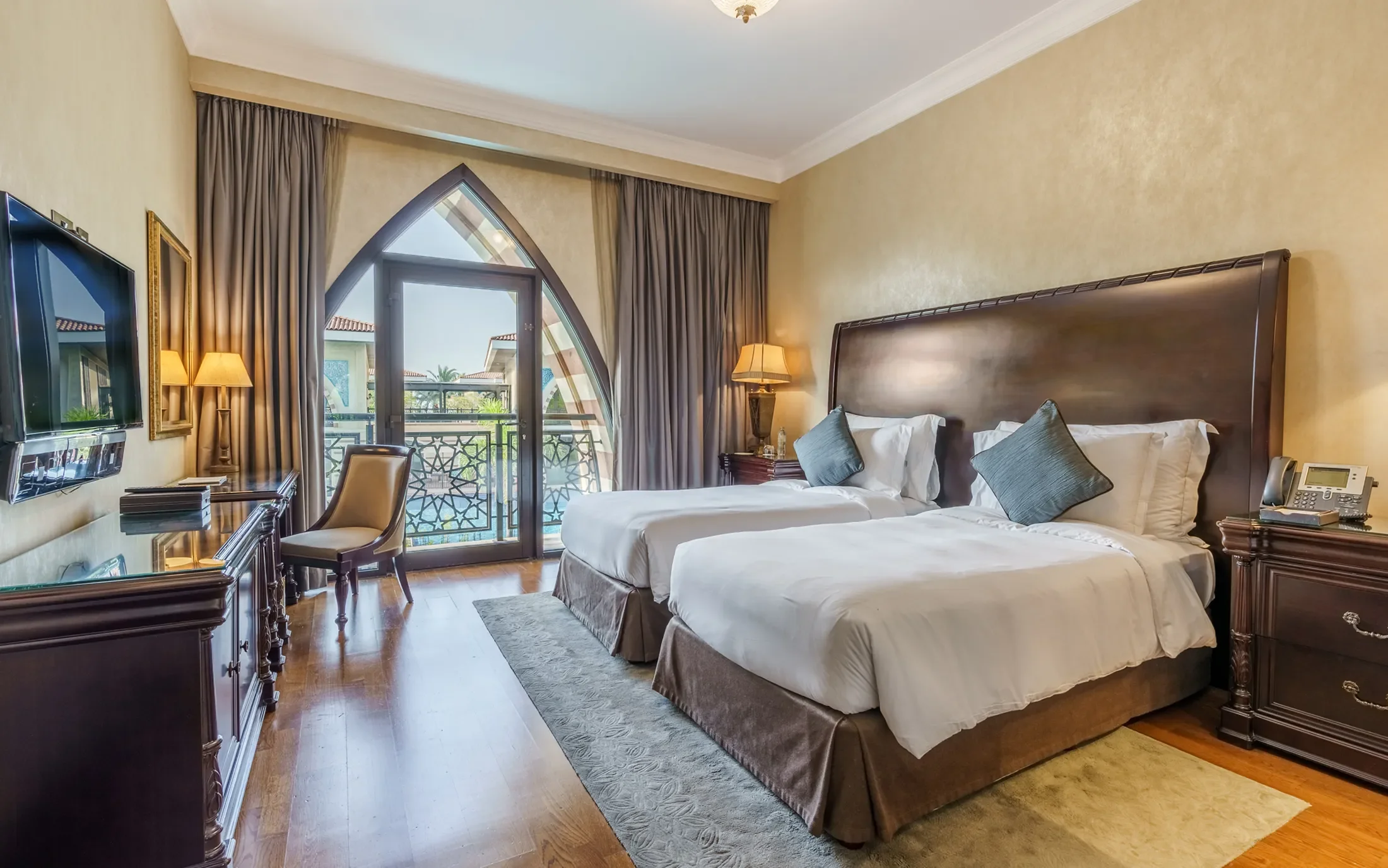 Crescent Rd - The Palm Jumeirah - Dubai - United Arab Emirates, Dubai, Dubai, United Arab Emirates. - Photo 11