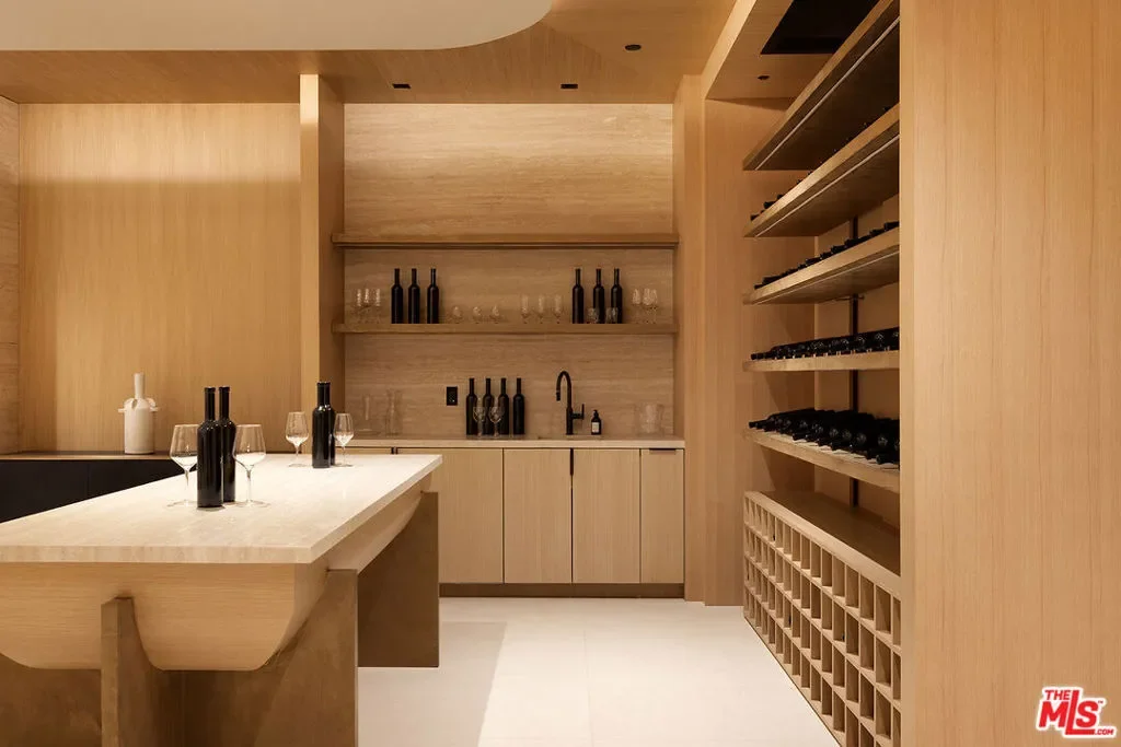 1165 Somera Road, Los Angeles, California, United States. - Photo 31