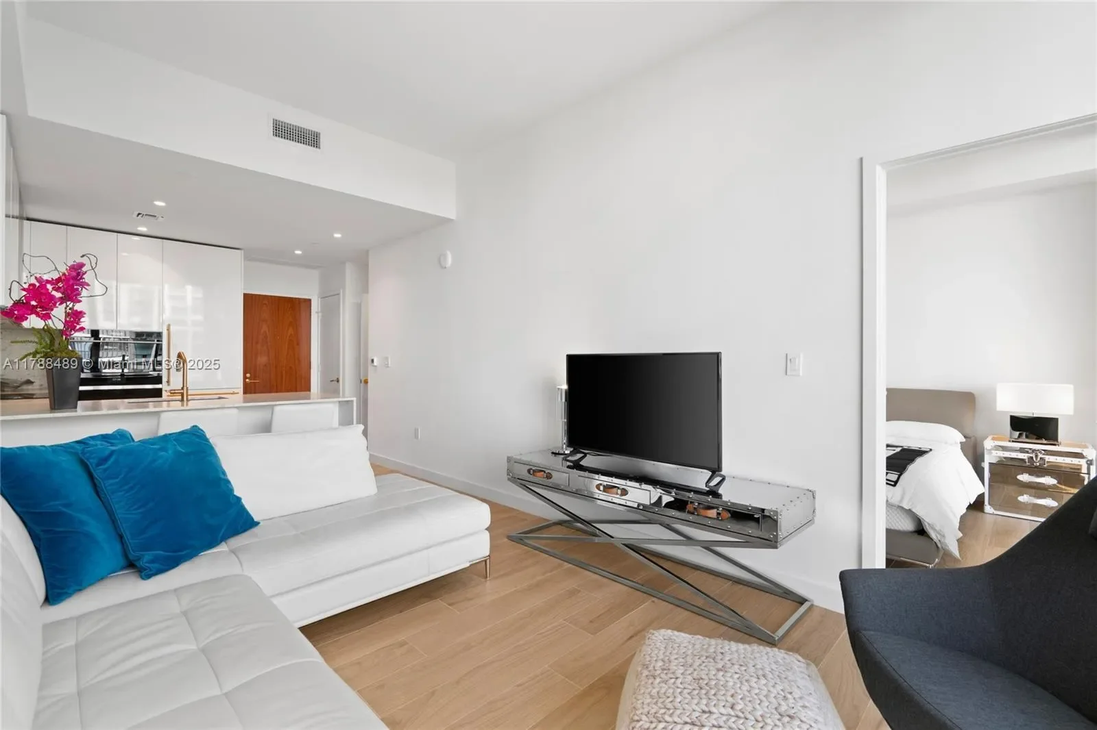 Gallery photo 11