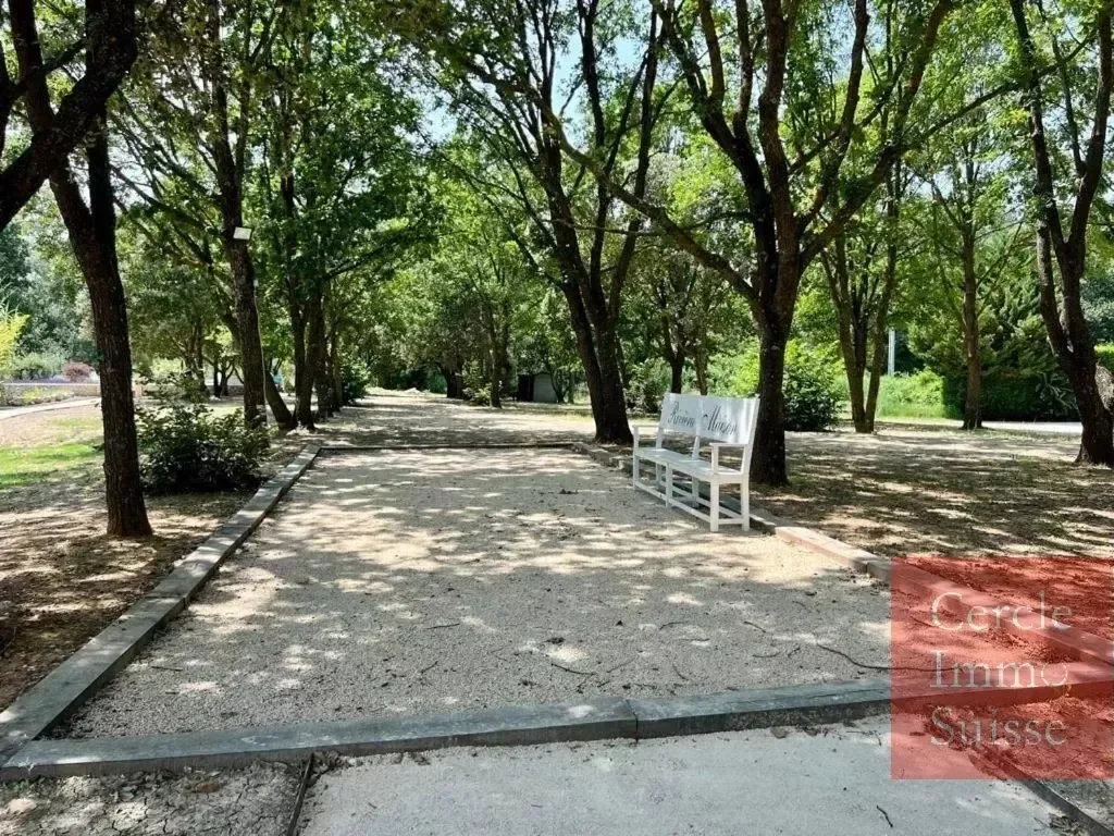 Gallery photo 12