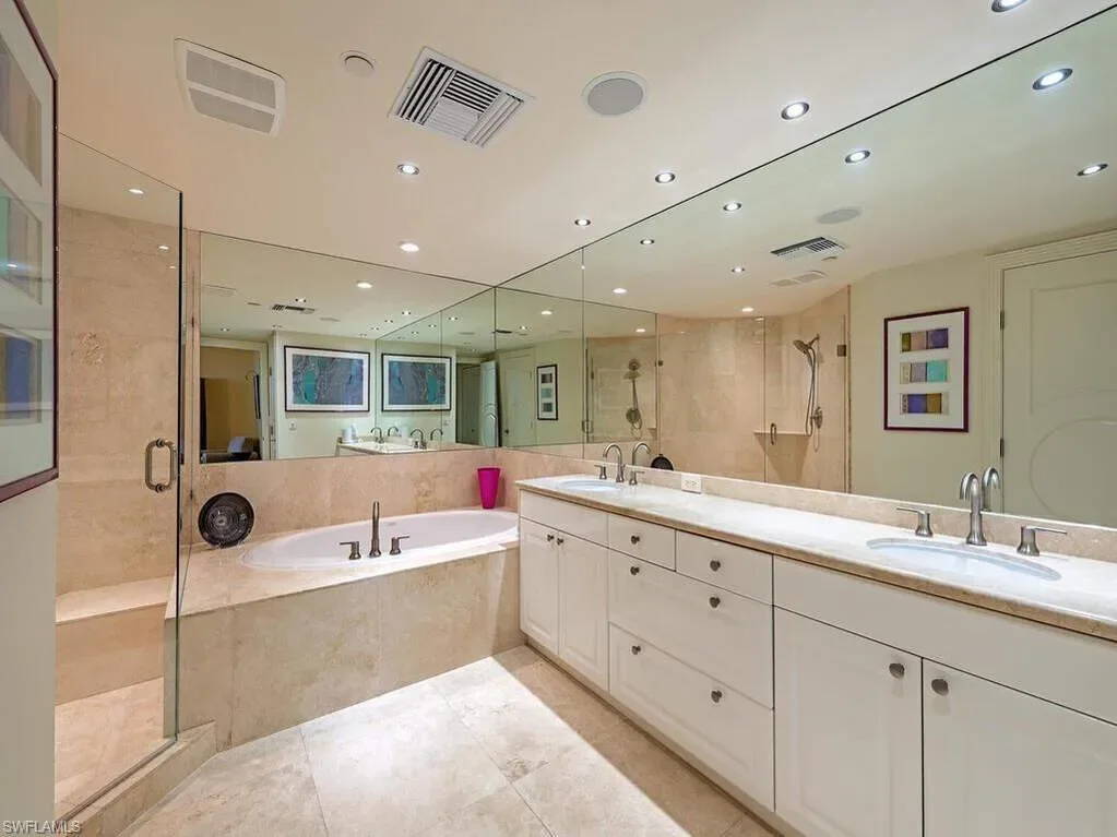 7117 Pelican Bay BLVD, #507, Naples, FL, 34108, USA, Naples, Florida, United States. - Photo 18