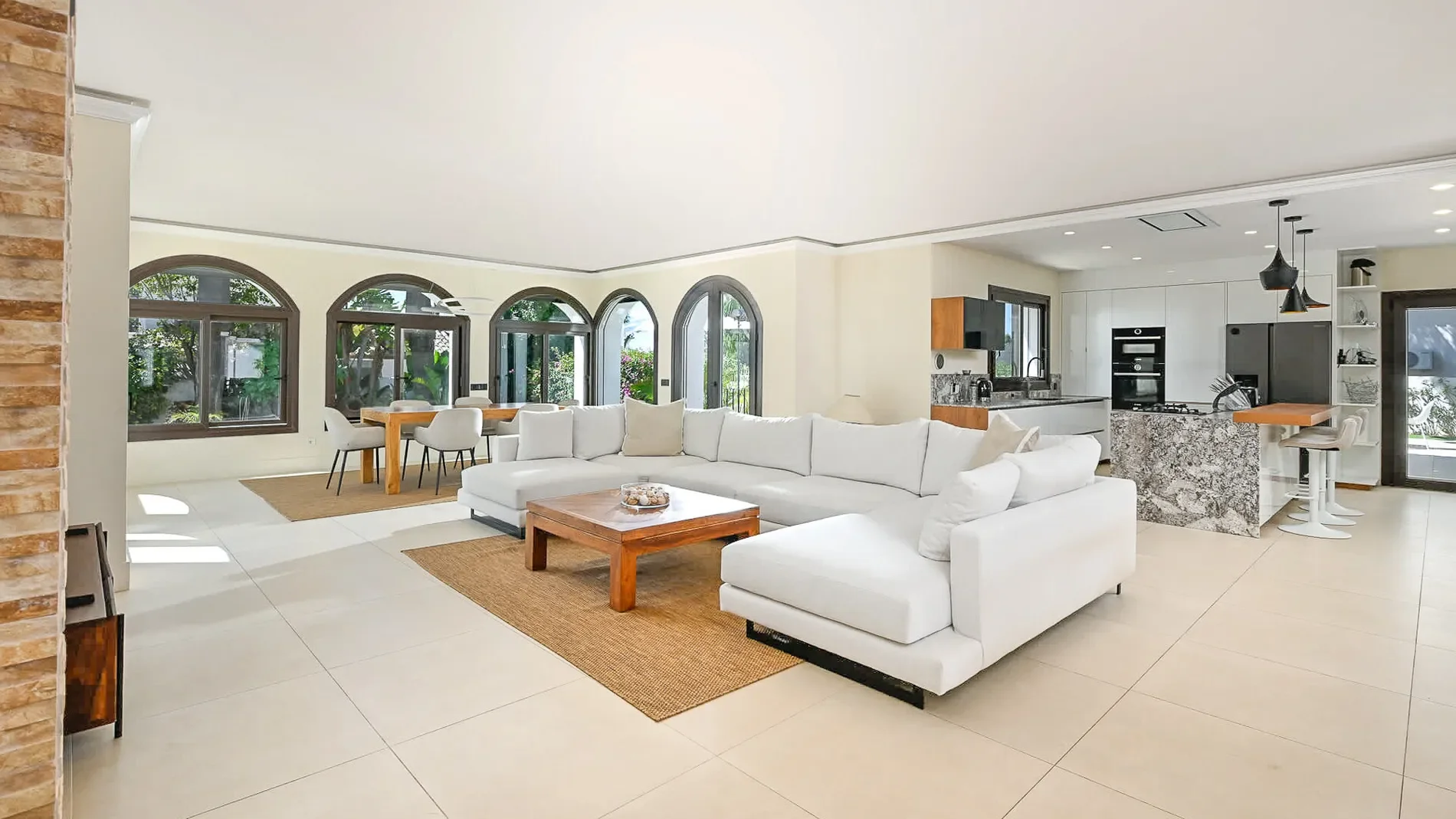 Gallery photo 1