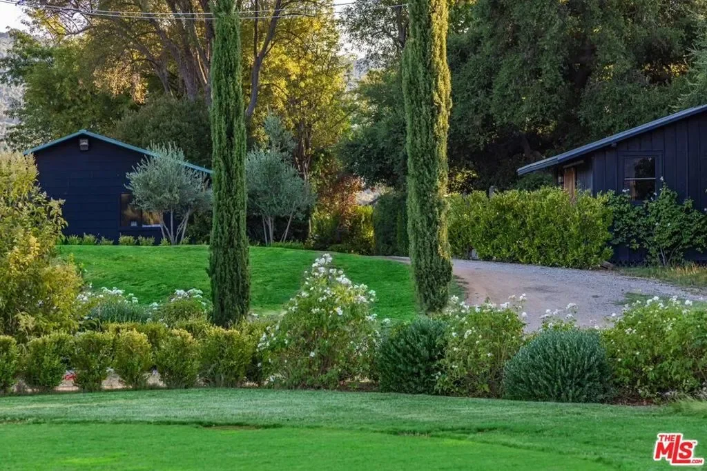 Ojai, California, United States. - Photo 40