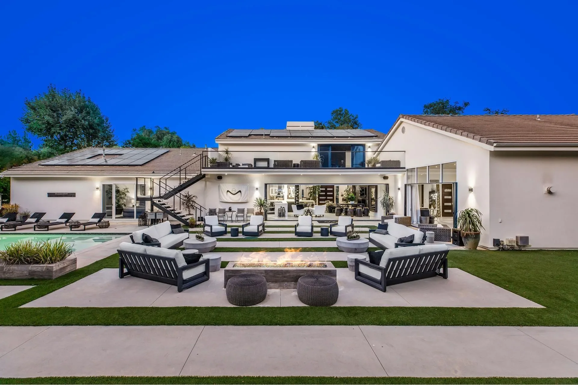 207 SADDLEBOW Road, Bell Canyon, California, United States. - Photo 5