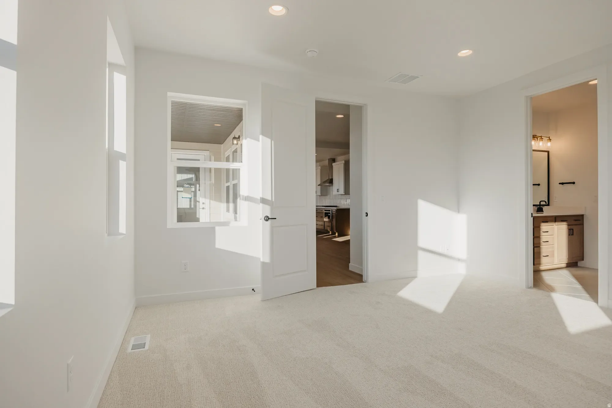 Gallery photo 4