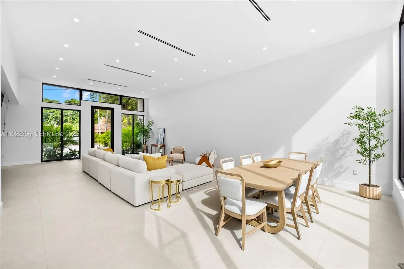 66 NW 50th St, Miami, Florida, United States. - Photo 14