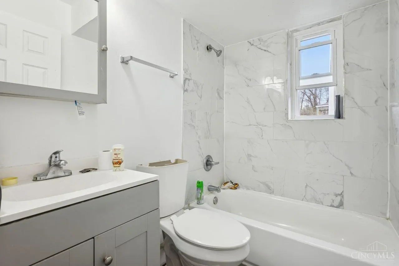 3048 Gilbert Avenue, Cincinnati, OH 45206, Cincinnati, Ohio, United States. - Photo 25