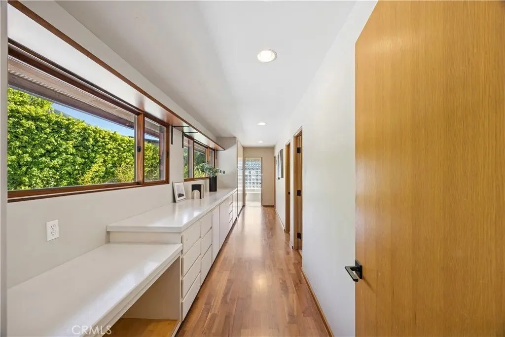 Gallery photo 3