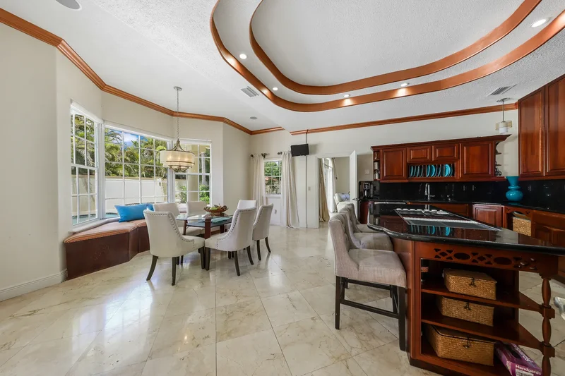 19504 SW 135th Ct , Miami, FL 33177, Miami, Florida, United States. - Photo 16
