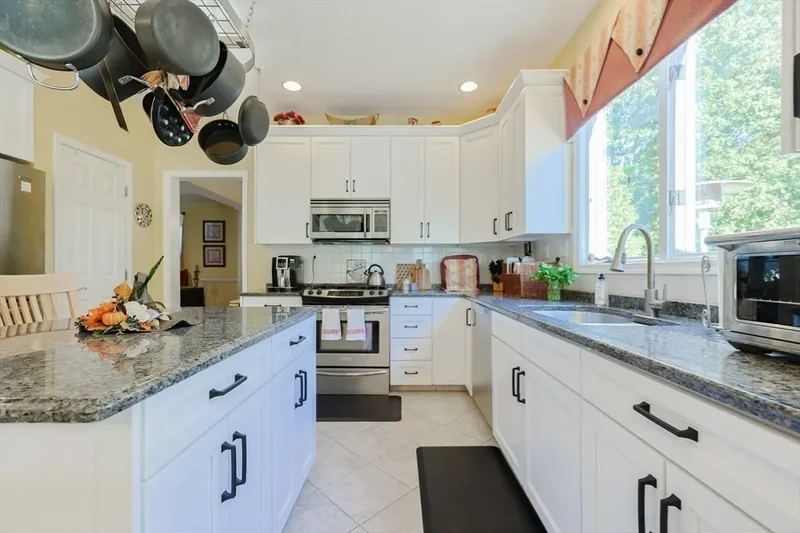 256 Robert Road, Marlborough, MA, 01752, USA, Marlborough, Massachusetts, United States. - Photo 13