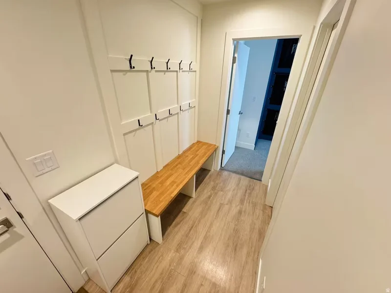 1538 E TALO CT, Salt Lake City, Utah, United States. - Photo 31