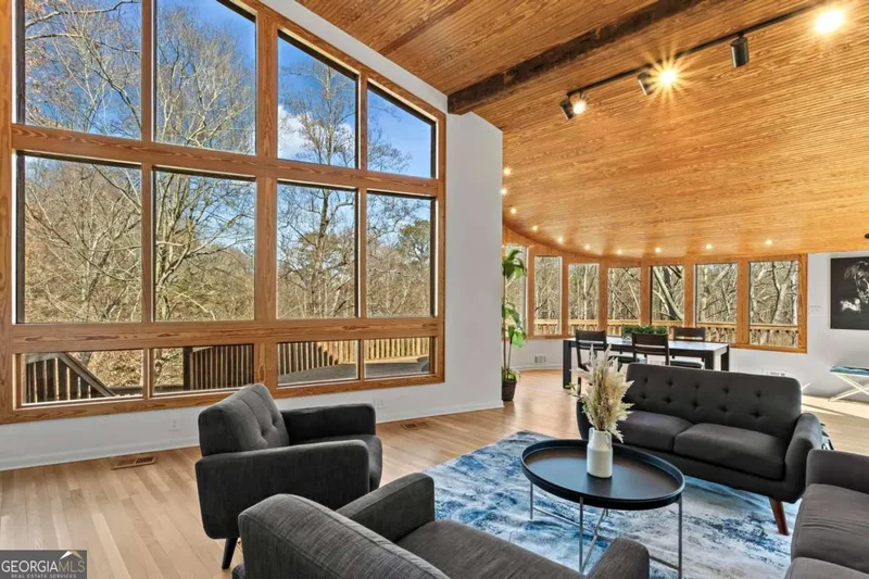 120 Laurel Drive NE, Atlanta, GA 30342, Atlanta, Georgia, United States. - Photo 28
