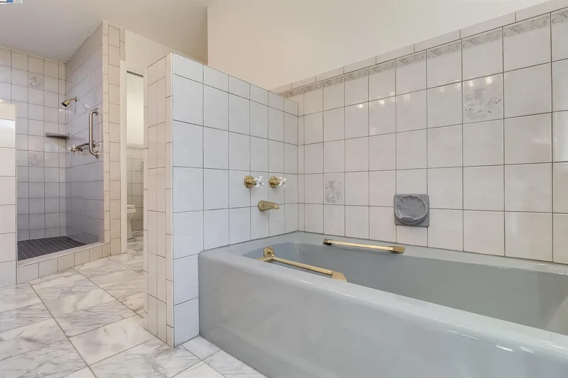1069 Coombsville Rd, Napa, California, United States. - Photo 2