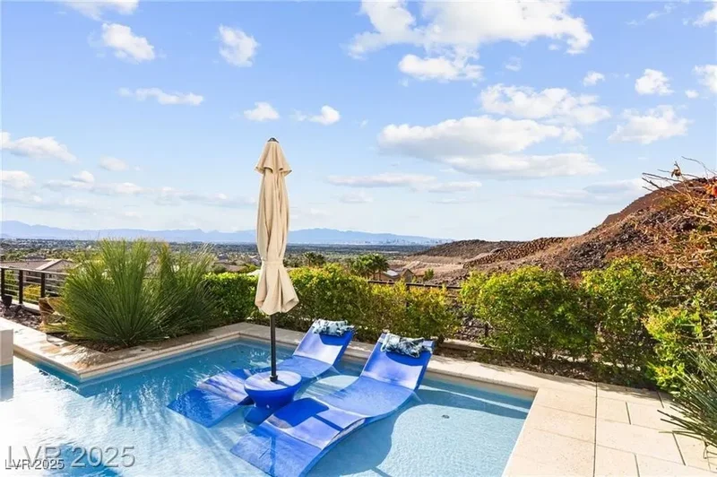 387 Solitude Peak Lane, Henderson, Nevada, United States. - Photo 26