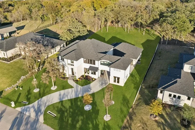 4120 Ridgecrest Drive, Lewisville, Texas, United States. - Photo 33