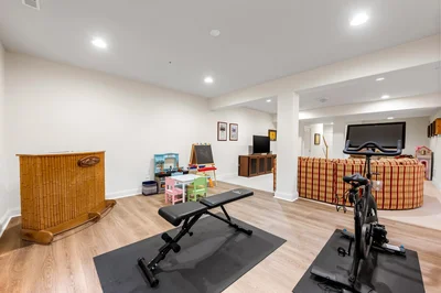 Thumbnail 36