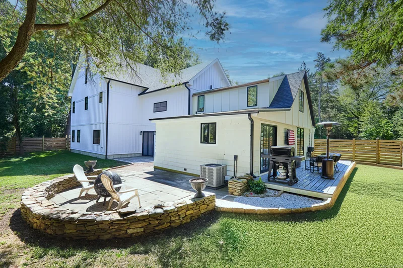 1207 Stillson Road, Fairfield, CT, 06824, USA, Fairfield, Connecticut, United States. - Photo 2