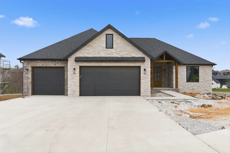 5990 S Clay Avenue, Springfield, MO 65810, Springfield, Missouri, United States. - Photo 23