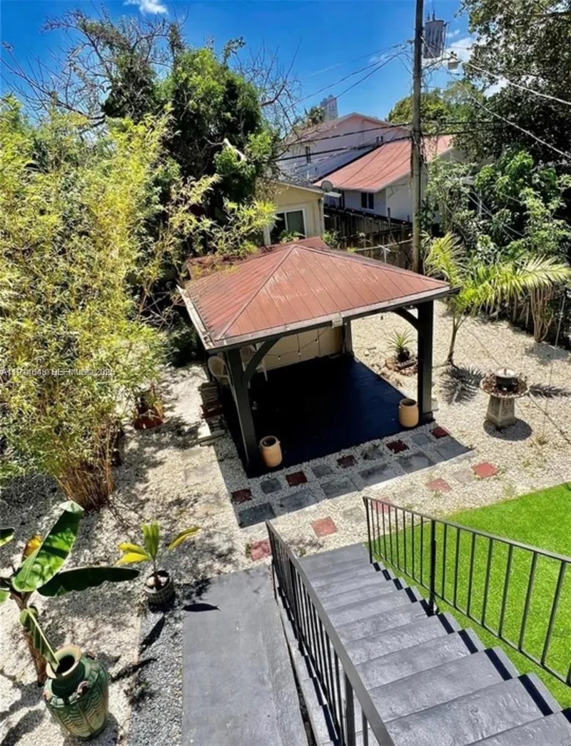 3520 SW 25th St, Miami, Florida, United States. - Photo 18