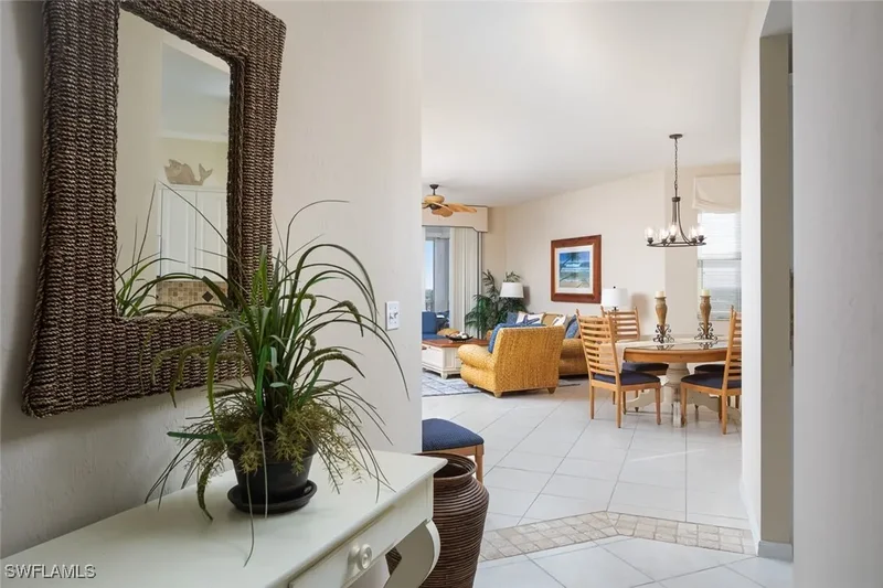 410 Flagship Drive 806, Naples, Florida, United States. - Photo 24
