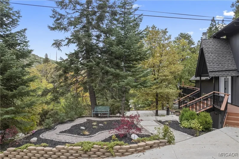 260 El Dorado Drive, Lake Arrowhead, CA 92352, Lake Arrowhead, California, United States. - Photo 13