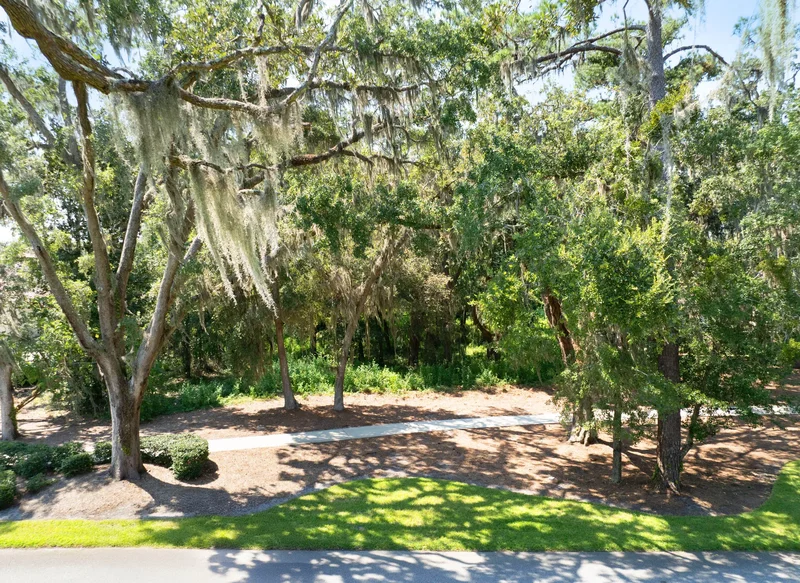 303 Hawkins Island Drive, Saint Simons Island, GA 315222, St. Simons, Georgia, United States. - Photo 5