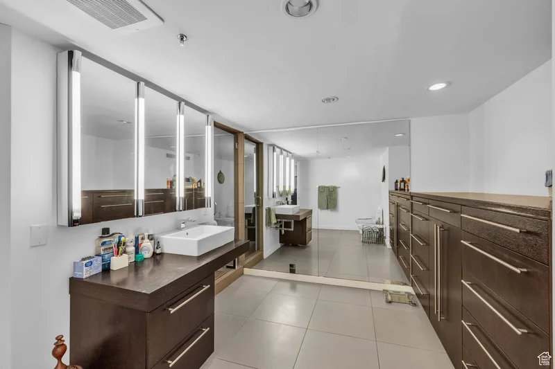 159 W BROADWAY 301, Salt Lake City, Utah, United States. - Photo 17