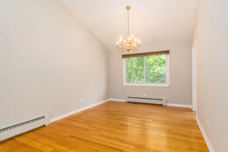 1008 N Newberry Lane , Mount Prospect, IL 60056, Mount Prospect, Illinois, United States. - Photo 7