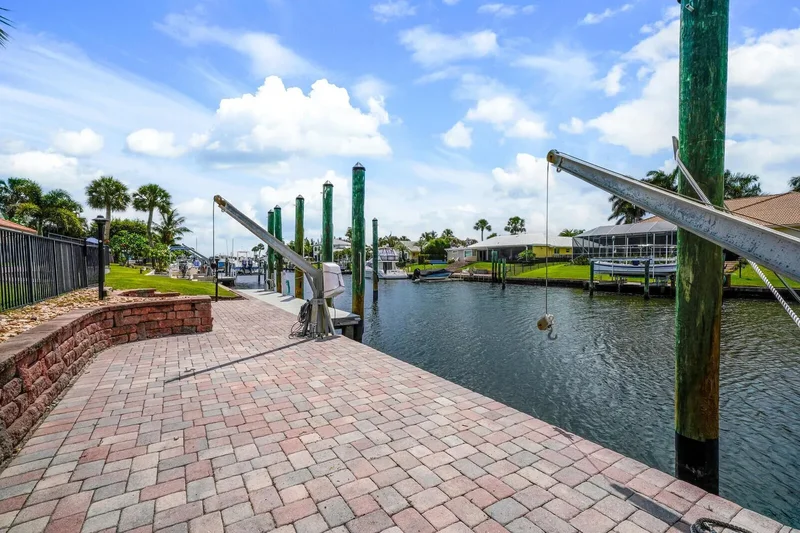 8502 SE Royal Street, Hobe Sound, Florida, United States. - Photo 4