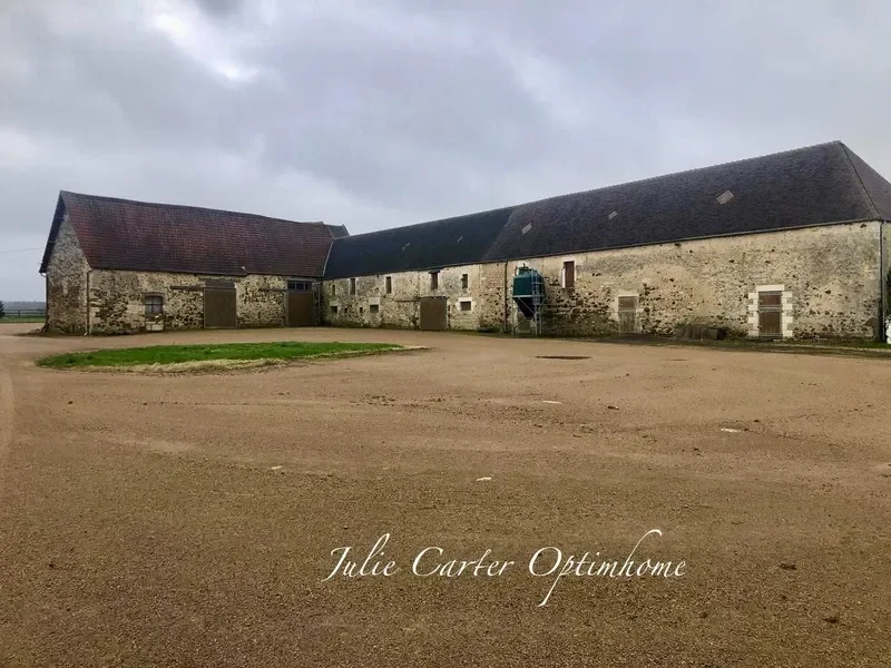 Avoine, Normandy, France. - Photo 8