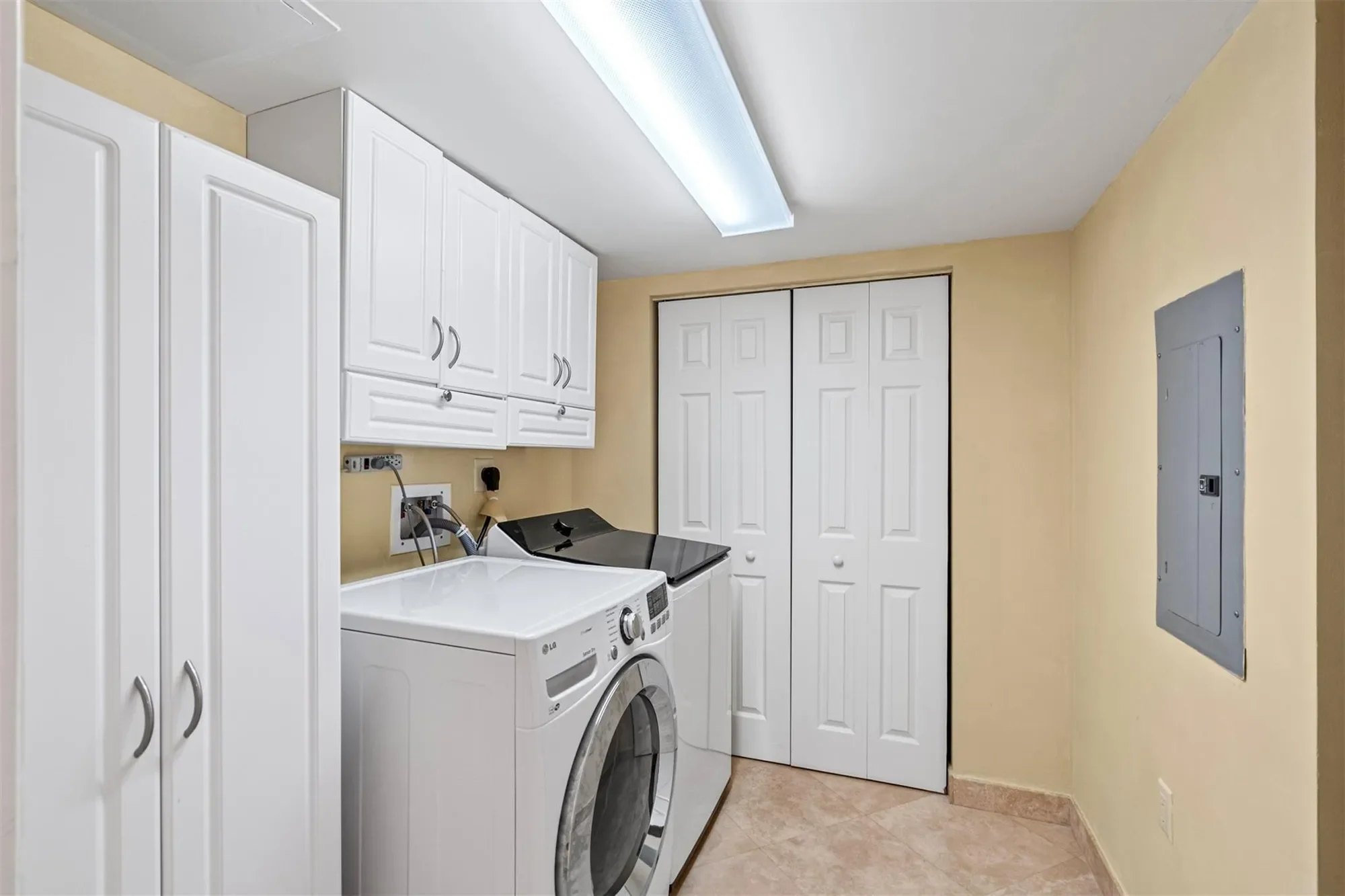 2011 N Ocean Blvd 1601N, Wilton Manors, Florida, United States. - Photo 19