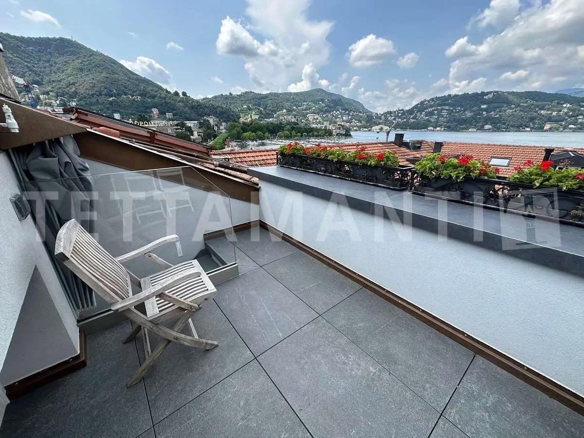 piazza cavour, Como, Lombardy, Italy. - Photo 15