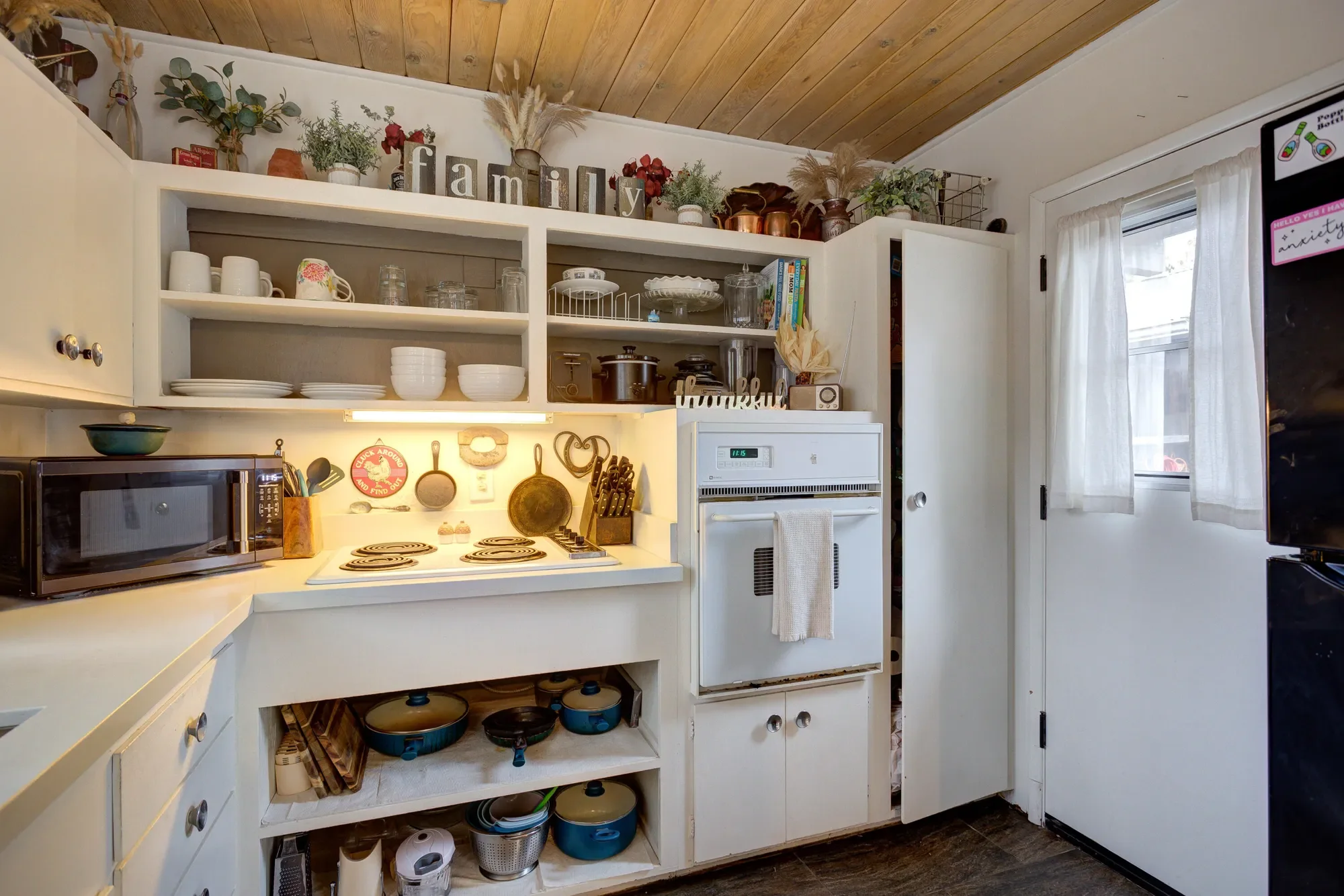 1544-1546 Oak Street, Solvang, California, United States. - Photo 14